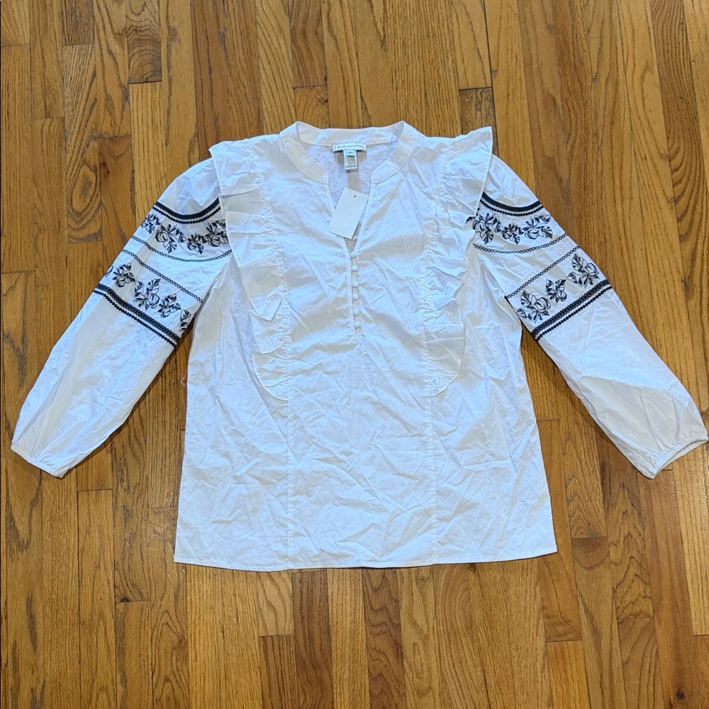Neiman Marcus White Cotton Ruffled Embroidered Blouse M